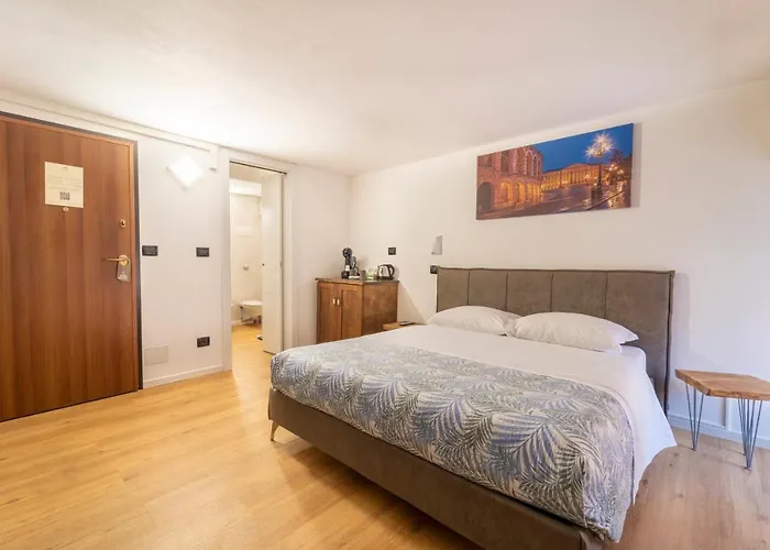 Aurelia Luxury - Piazza Delle Erbe