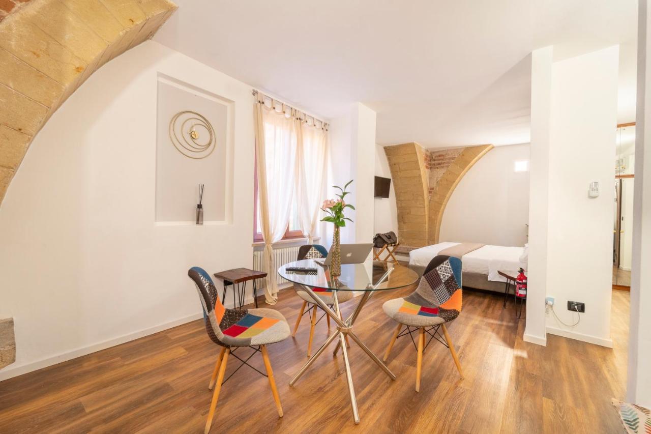 Maison d'hôtes Aurelia Luxury - Piazza Delle Erbe